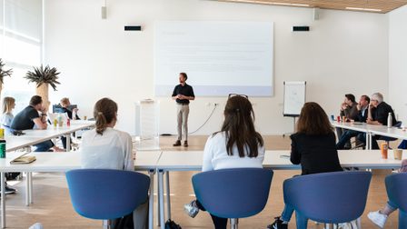 SHOPPING TOMORROW 26 2